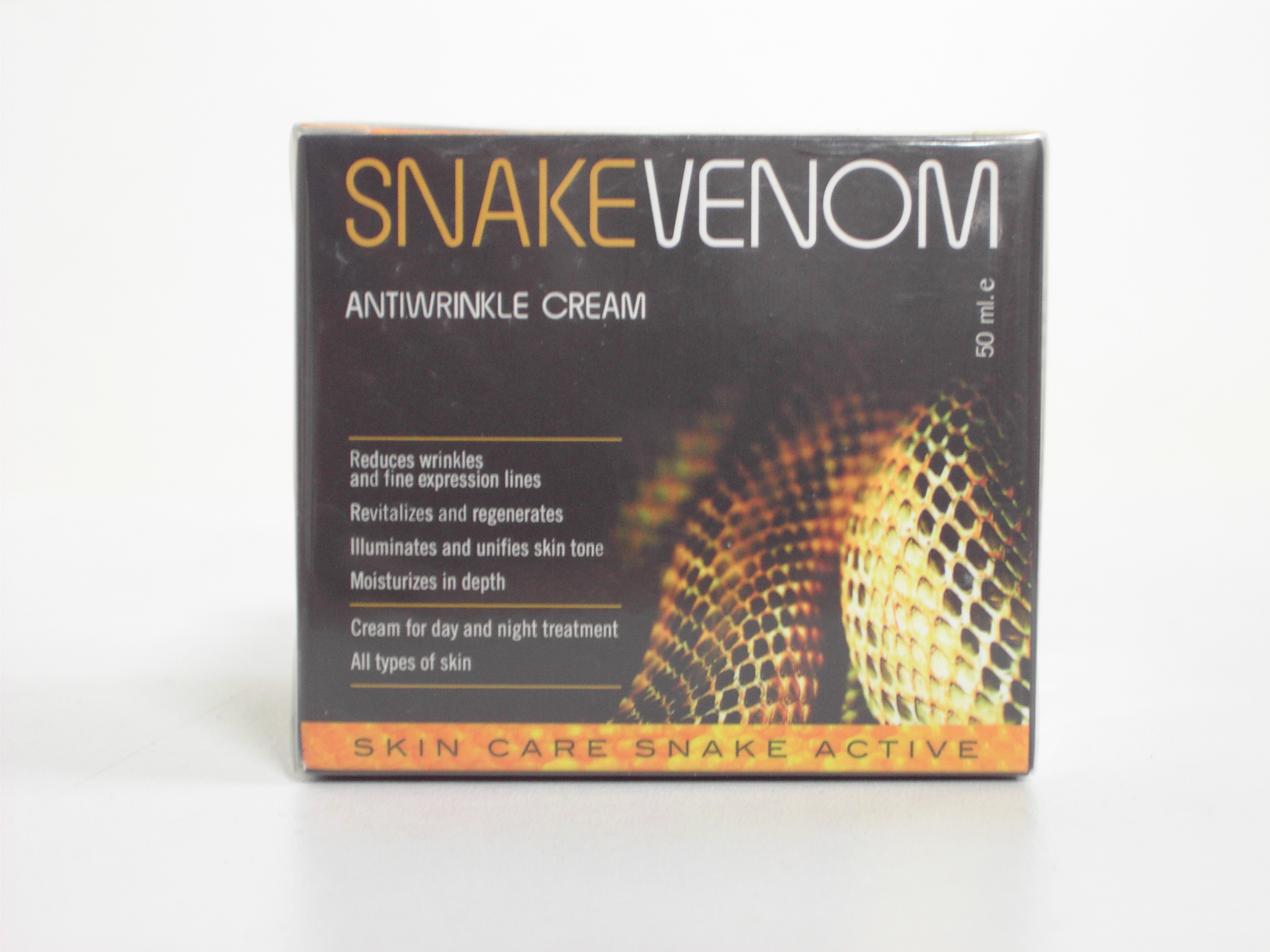 La crème anti âge et anti rides au venin de serpent (Snake Venom) et ses témoignages 